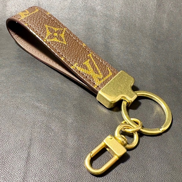 Louis Vuitton Accessories - Upcycled LV Brown Monogram Canvas/Leather Key Fob/Key Holder